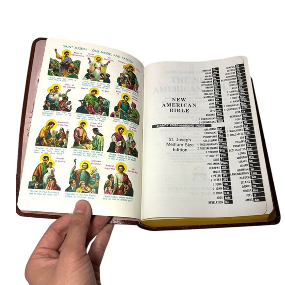 Vintage 1992 Saint Joseph Edition of the New American Bible Brown Soft Cover - Picture 6 of 14
